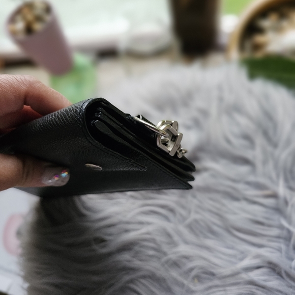 TAIGA WRISLET WALLET LOUIS VUITTON - Picture 6 of 7